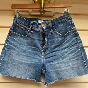 Madewell washed out blue jeans shorts, great condition, side & back pockets, 27